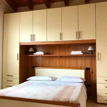Apartment Isola